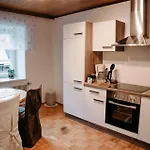 Uebernachtung Beim Tierpark Tragoess Farm stay