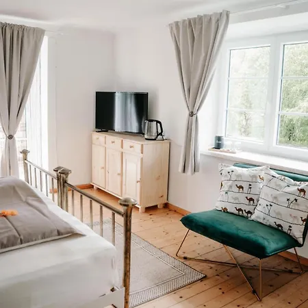 Farm stay Alpakas, Lamas Und Rentiere Zum Gruenen Grossdorf (Styria)